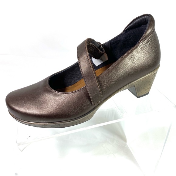 Naot Shoes - Naot Mary Jane Pumps Bronze Leather Size 35 US 4